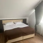 купецький двір *
