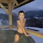 купецький двір Hotel *