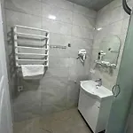 купецький двір Hotel *