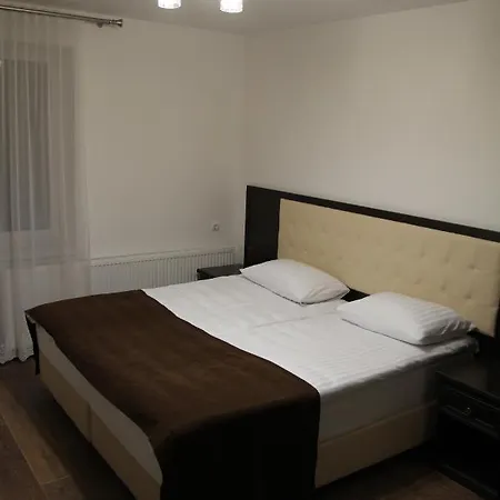 купецький двір *