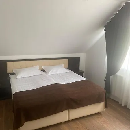 купецький двір *