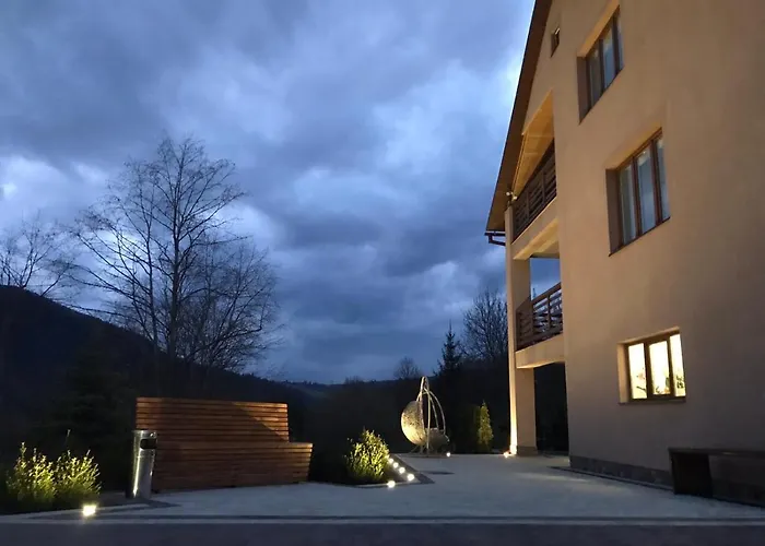 купецький двір Hotel