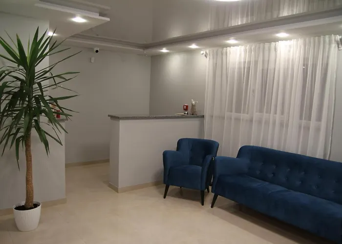 купецький двір Hotel *