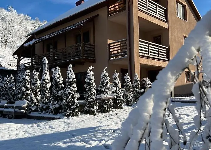 купецький двір *