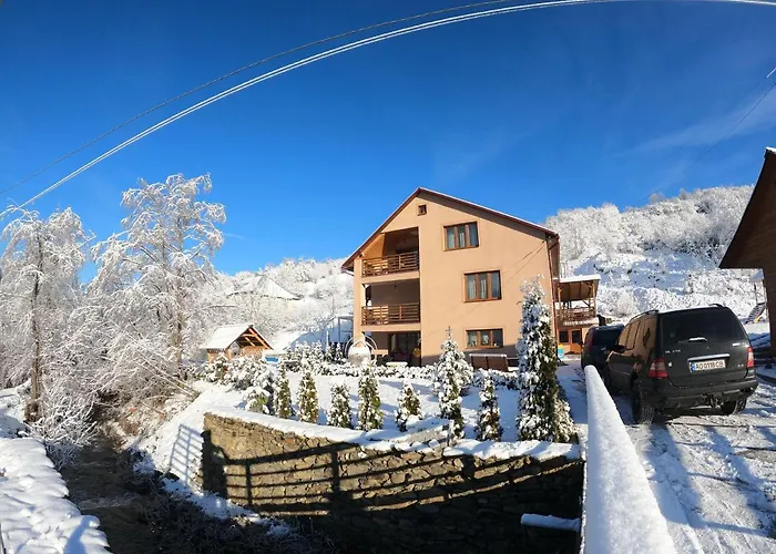 купецький двір Hotel