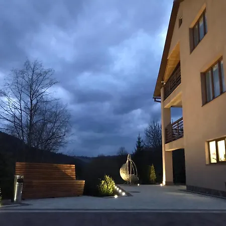 купецький двір Hotel